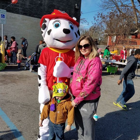 Meet your Posher, Pamela - Picture 1 of 1